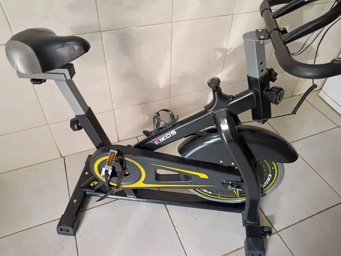 Bicicleta ergométrica Kikos