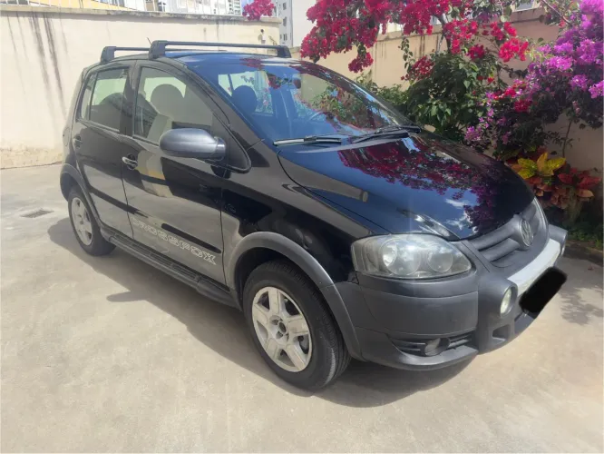Volkswagen Crossfox 1.6 MI Total Flex 8V 5P 2010