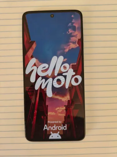 Vendo celular Moto G84 semi novo com 256gb 8ram 5g
