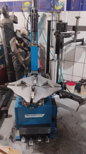 Desmontadora de Pneus 
