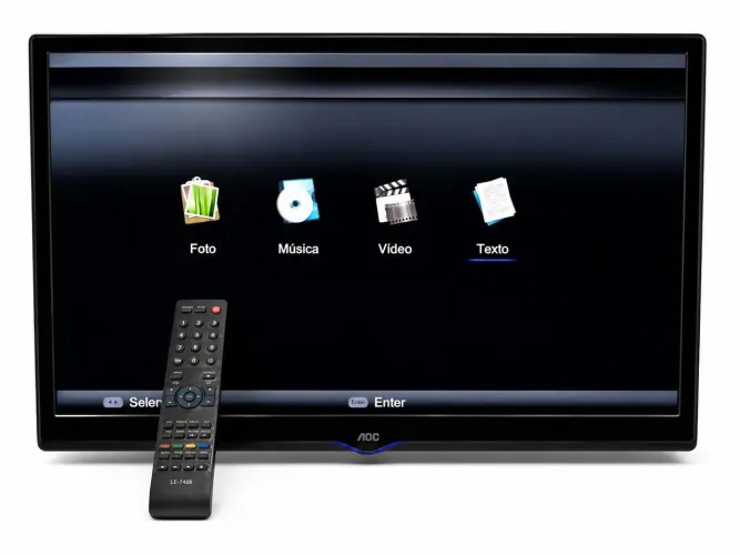 TV AOC de LED 32" SEMI-NOVA
