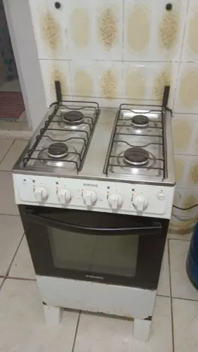Fogão 4 bocas acendedor automático tudo funcionando em perfeito estado