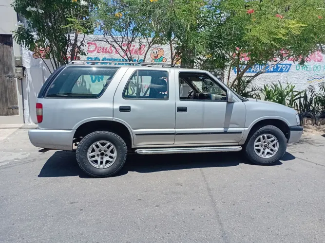 Chevrolet S10 Blazer DLX 4.3 V6 1999