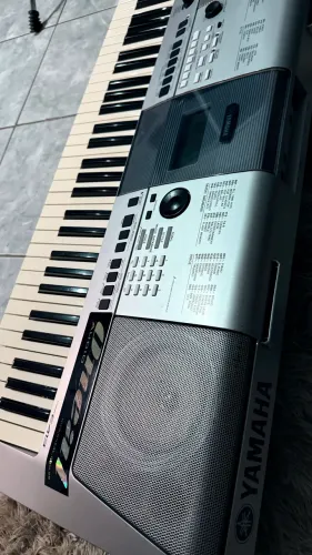 Teclado Yamaha