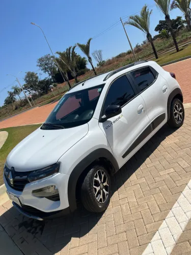 Renault Kwid Outsider 1.0 Flex 12V 5P Mec. 2022