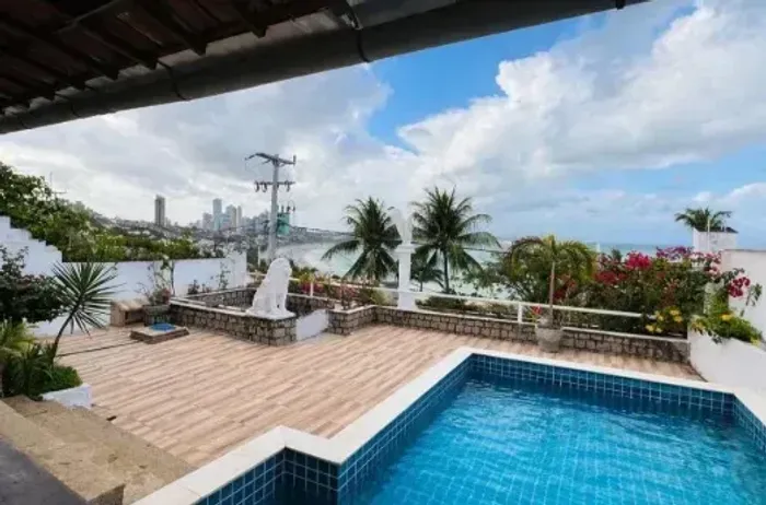 Casarão Alto Padrão 7/4 C/ 480M² Para Locação em Ponta Negra