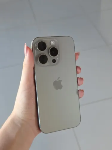 iPhone 15 Pro 256gb - Leia a Descrição