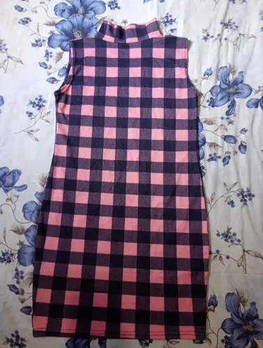 Vestido Xadrez Novo,Nunca foi usado no Precinho