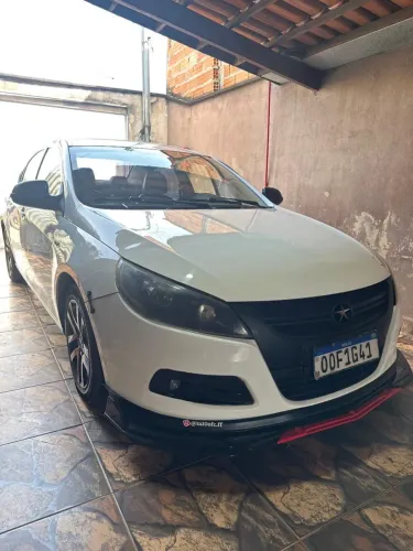 JAC J5 Sedan 1.5 16V 4P Mec. 2014