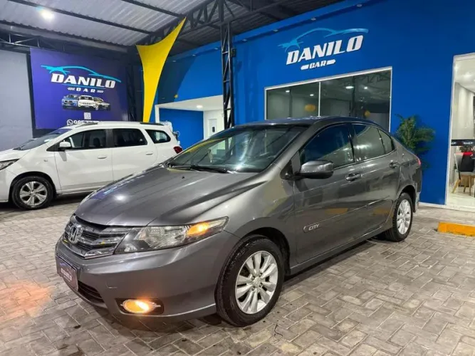 Honda City Sedan LX 1.5 Flex 16V 4P Aut. 2013