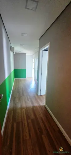 Linda sala com 53m², ótima localização na Granja