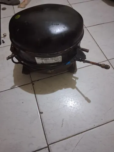 Compresor pra encher pneus