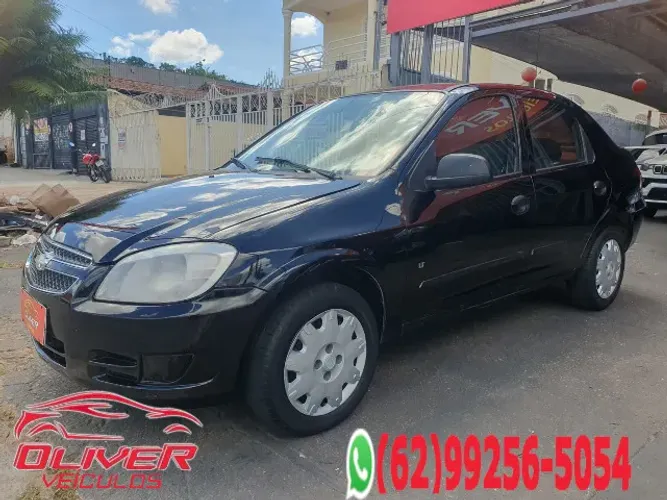 Chevrolet Prisma Sed. LT 1.0 8V Flexpower 4P 2013