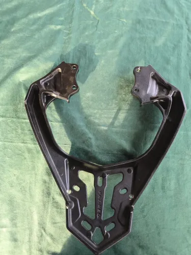 Suporte Baú Scam Fazer 250 2018 Em Diante Yamaha Bagageira