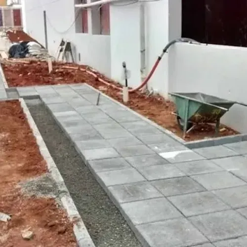 Instalador de piso intertravado