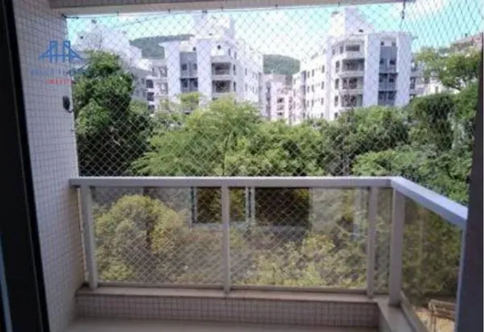 Apartamento com 3 dormitórios para alugar, 90 m² por R$ 6.300,00/mês - Córrego Grande - Fl