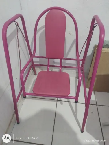Vende-se balanço infantil.