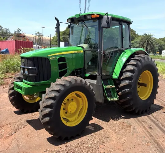 Trator Jhon Deere 6110J 2013/13 - Parcele 
