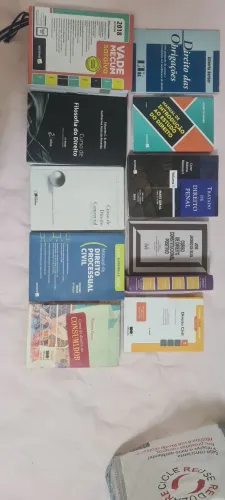 Livros para curso de Direito (11 unidades)