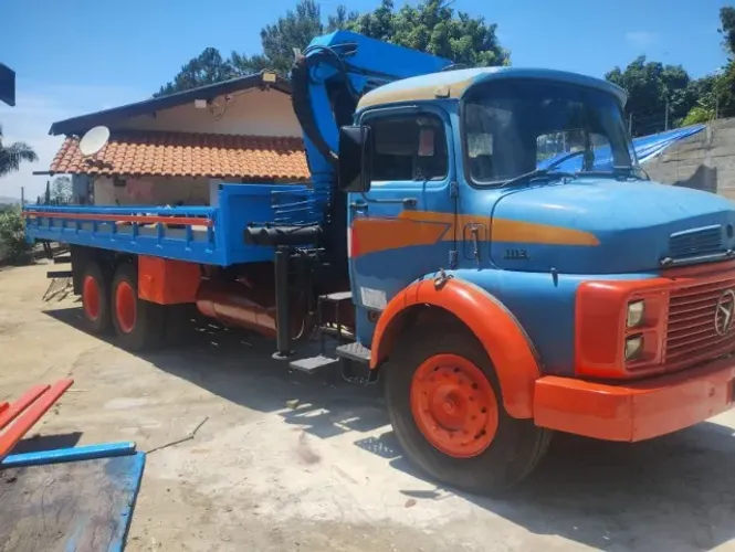 Caminhão Mercedes-Benz 1113 madal modelo 15.005