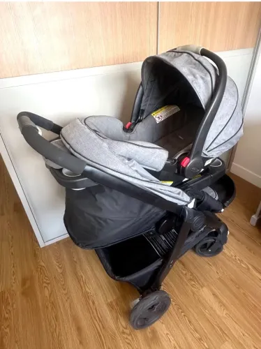 Carrinho de bebê importado Graco Click Connect 3em 1