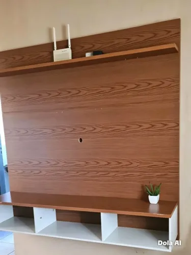 PAINEL PRA TV DE ATÉ 75 EM ÓTIMO ESTADO