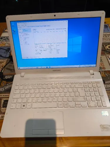 Notebook Samsung NP270E5G - i5, 8GB RAM, SSD 400GB