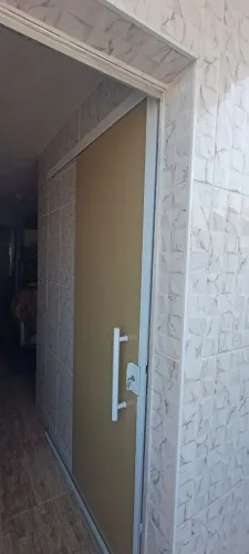 Portas de vidro para banheiro em 12x