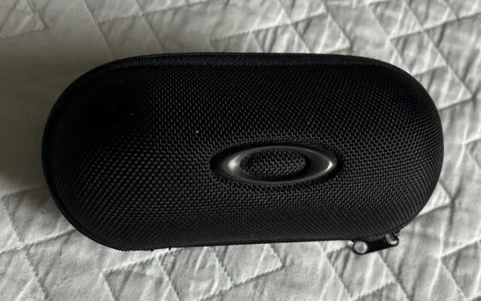 ESTOJO PARA OCULOS OAKLEY PRETO