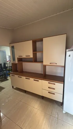 ARMÁRIO DE COZINHA