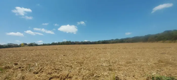 Terreno em Itaguara MG com 14 hectares 140 mil metros OTIMA TOPOGRAFIA.