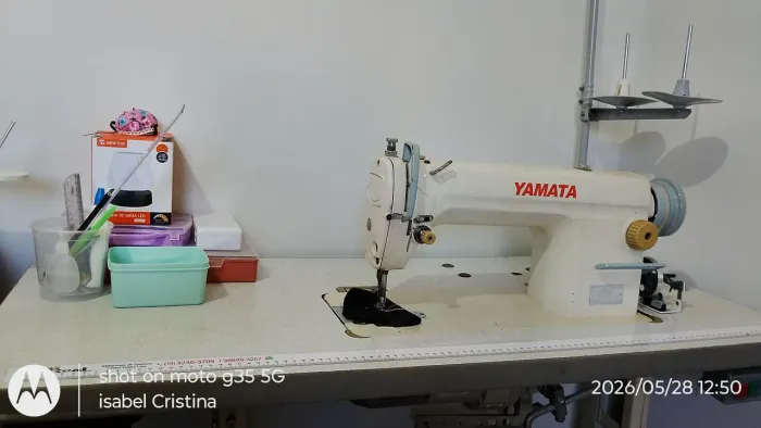 Máquina de costura 