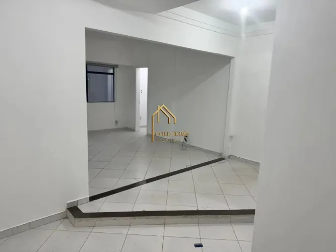 Sala Comercial para Aluguel 1º Andar