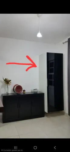 Paneleiro em MDF com porta de vidro preto