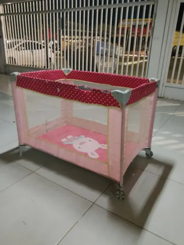 Cercadinho/Chiqueirinho Infantil Rosa com Bolsa - Para Reparar