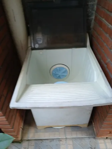 Tanquinho de lavar roupa