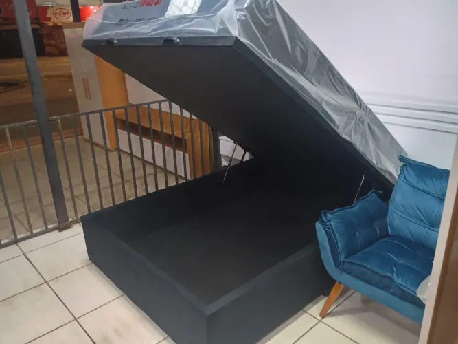 Kit cama baú  , cabeceira de mostruário 