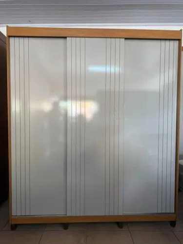 Guarda roupa solteiro porta de correr 100%mdf novo a pronta entrega