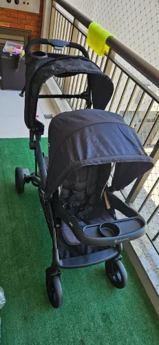 Carrinho de bebê duplo Baby Trend Sit N' Stand Double 2.0 Dash Black