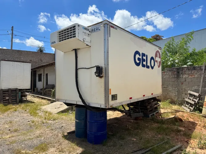 Baú refrigerado HR KIA bongo 3/4