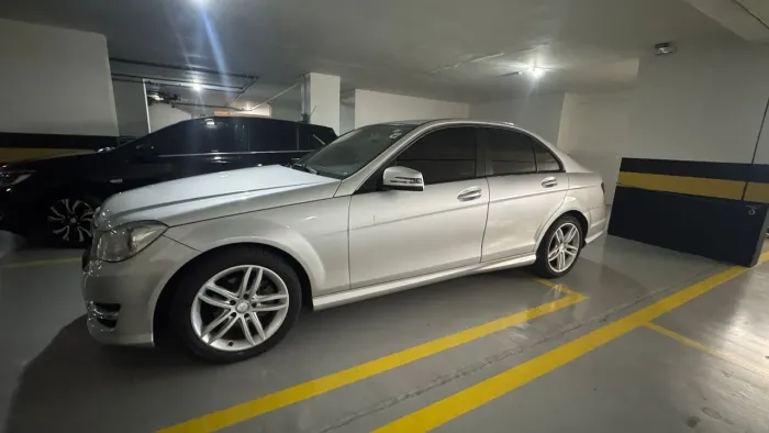 Mercedes-Benz C-180 CGI Sport 1.6 TB 16V 156cv Aut. 2013