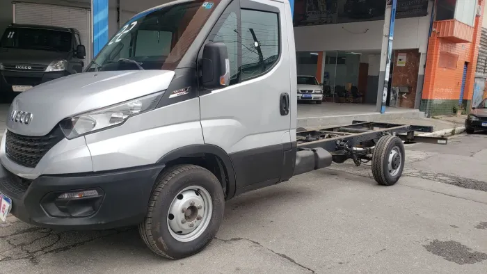 Iveco 35150 2022 * financia 100%*