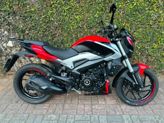 Bajaj Dominar 250 2025 - Possui Leilão.