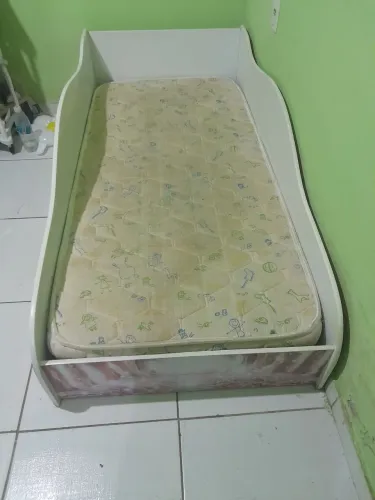 Vendo cama infantil menina