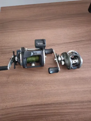 Carretilha Okuma Magda Pro MA-30DLX e Marine Sports Titan SHI 3000
