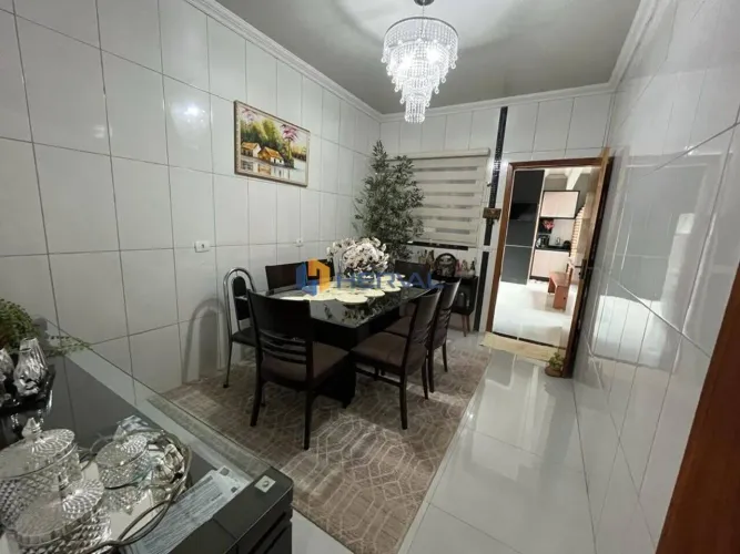 Casa com 3 quartos à venda, 105 m² por R$ 590.000 - Jardim Santa Helena - Maringá/PR