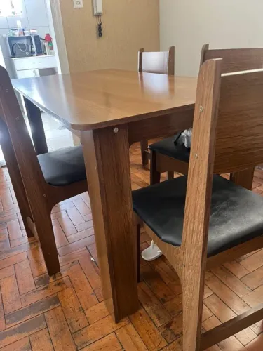 Mesa de Madeira