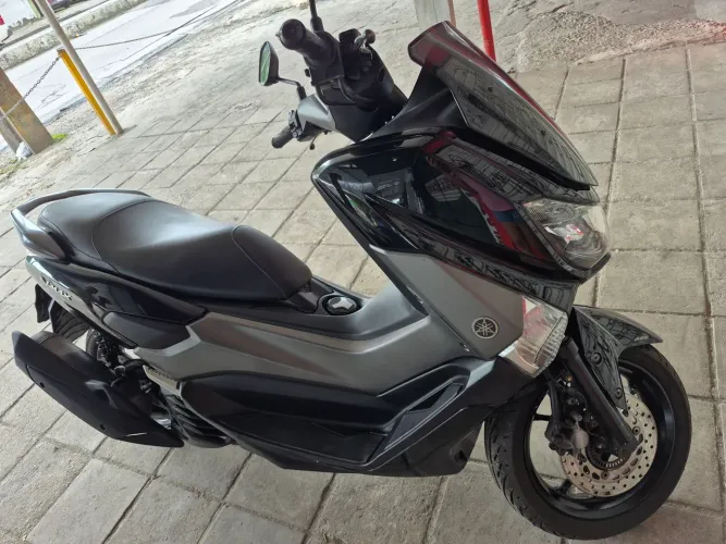 Yamaha NMax 160 (2020) - Impecável, Moto de Mulher e Pronta para Rodar!