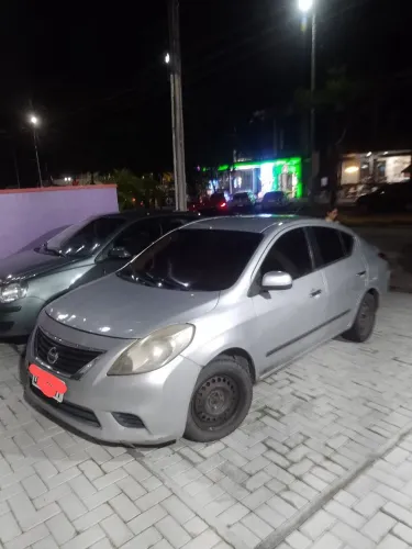 Nissan Versa SV 1.6 16V Flex Fuel 4P Mec. 2013