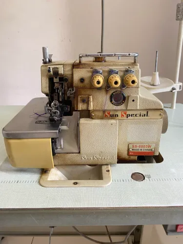 Máquina De Costura Overlock 